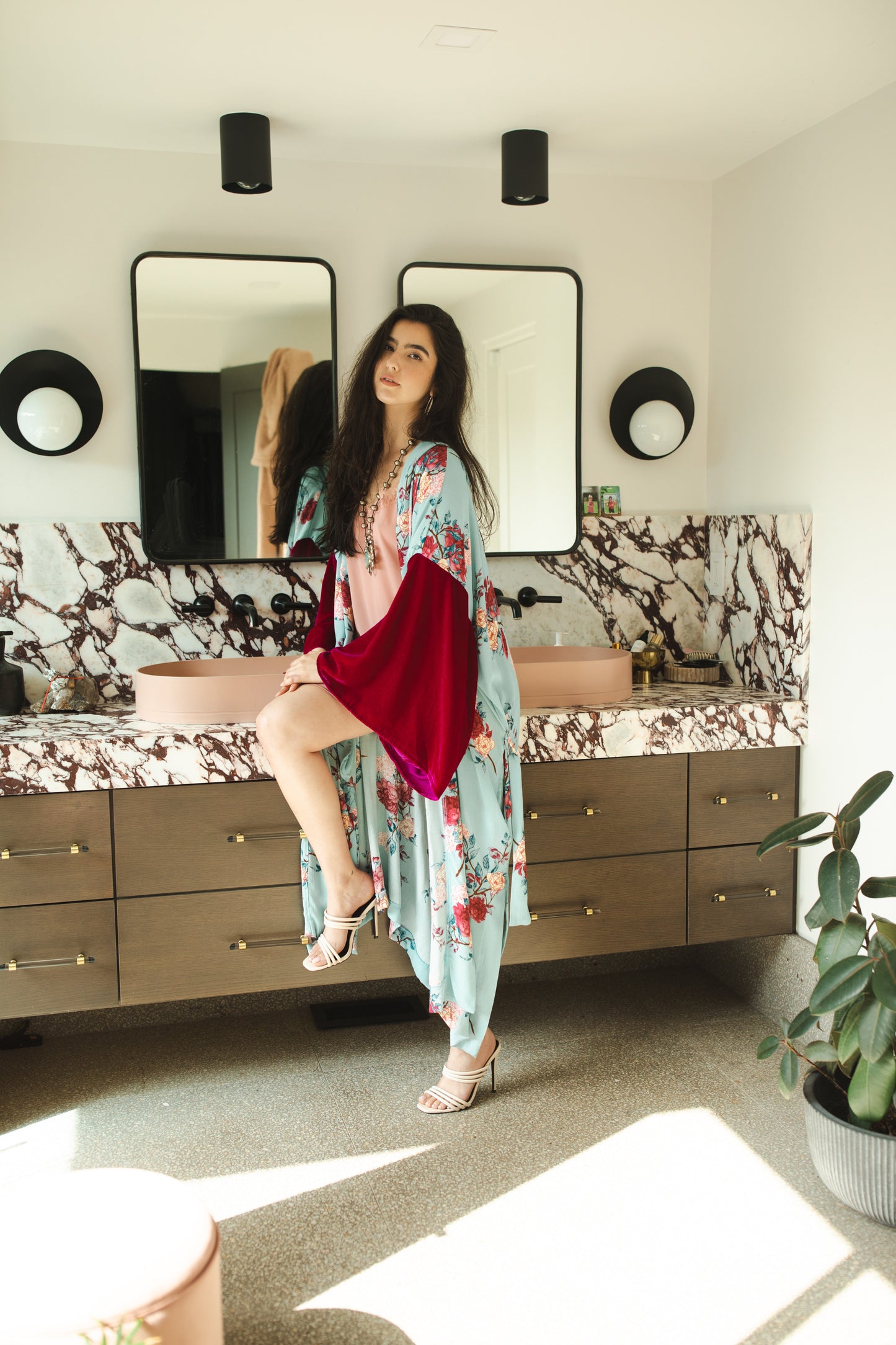 English Roses Canary Kimono