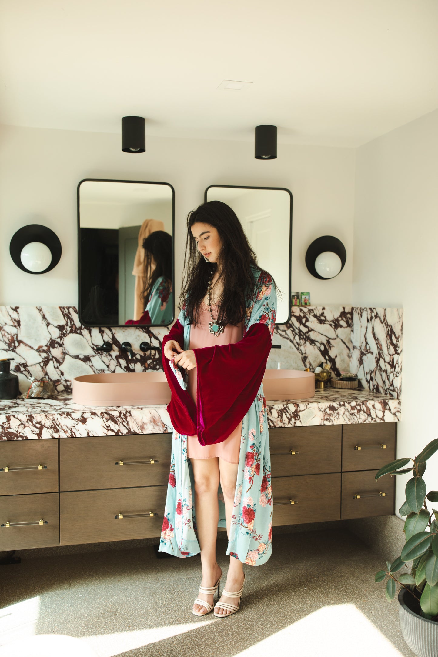 English Roses Canary Kimono