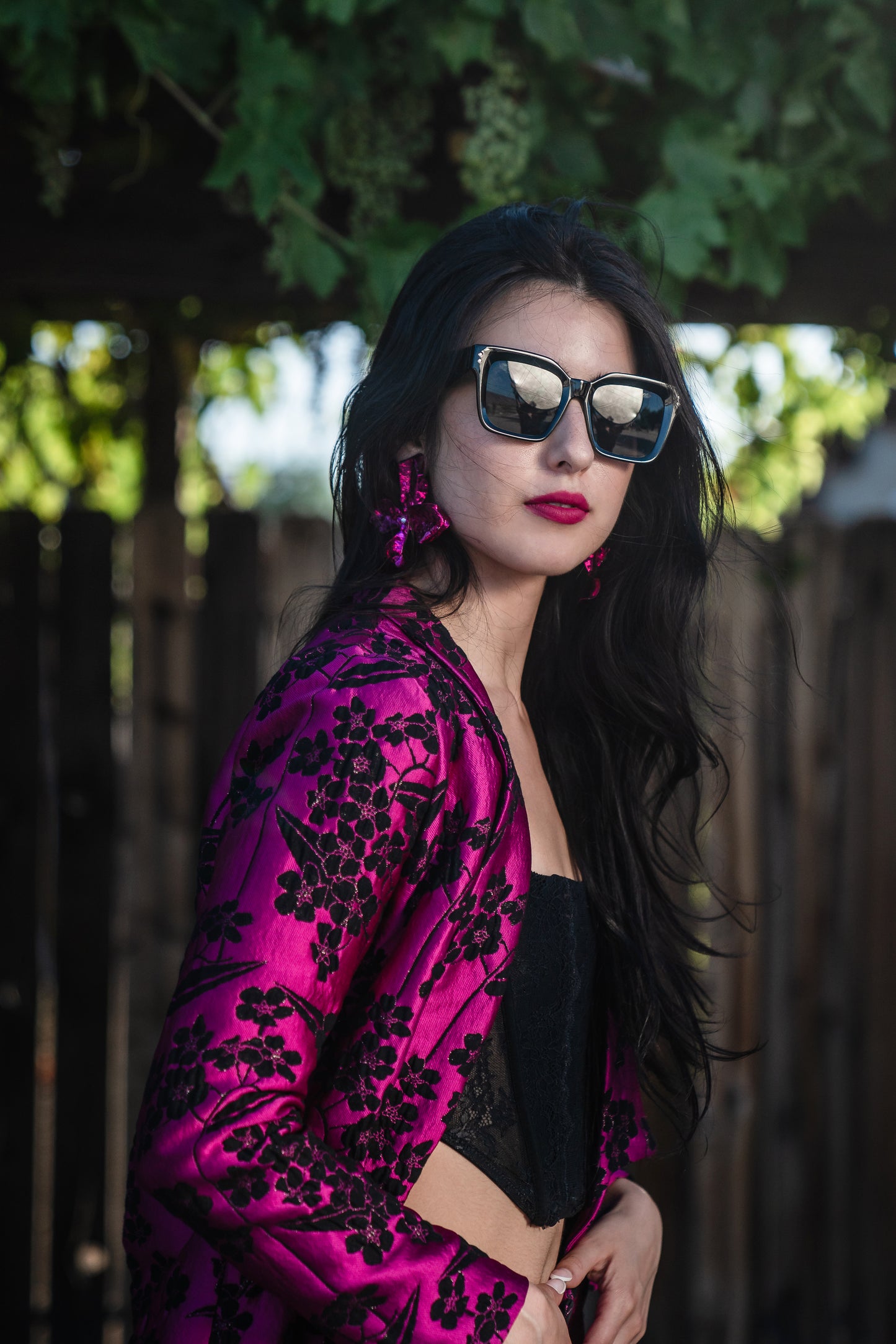 This blazer is made from a soft jacquard fabric with luscious woven flowers: featuring a shawl collar and pockets in each garment