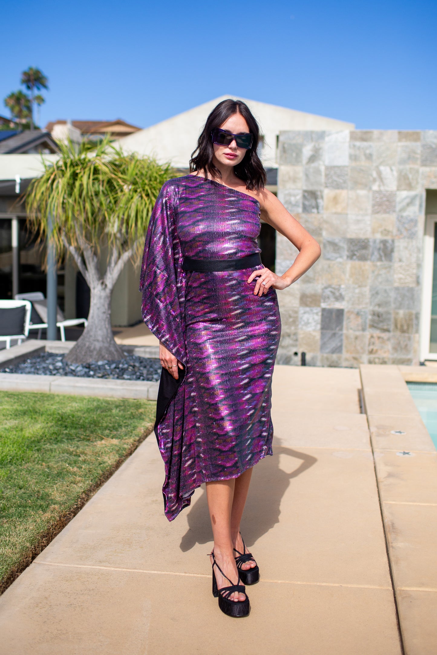 Venom One Shoulder Caftan in Serpent d’Améthyste