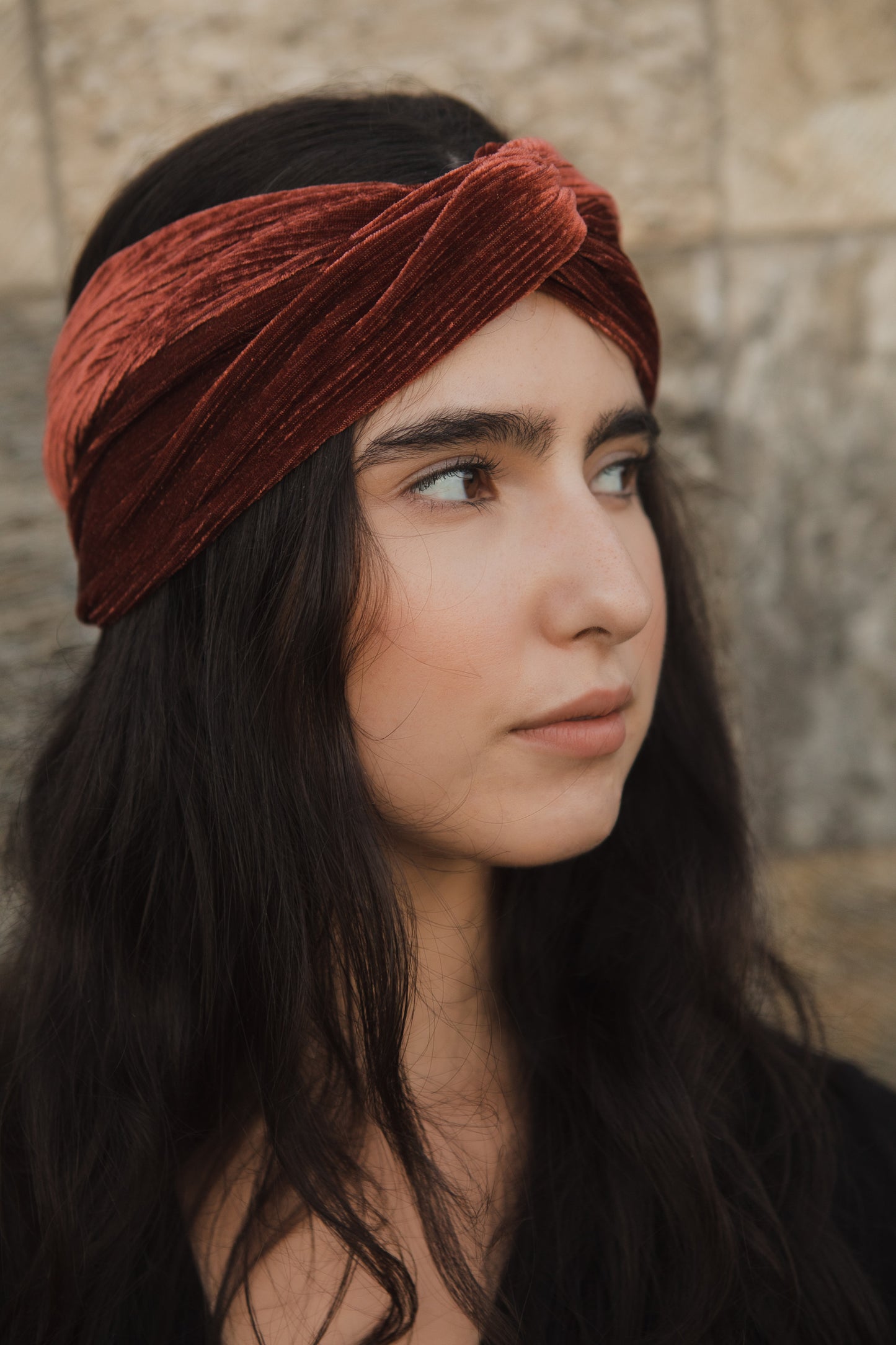 jennafer grace Burnt Sienna Ribbed Velvet Twist Headband turban turbanesque head band burnt umber rust copper titian tawny russet henna velvet velveteen boho bohemian hippie retro vintage 1920s 20s revival roaring twenties unisex handmade in california usa