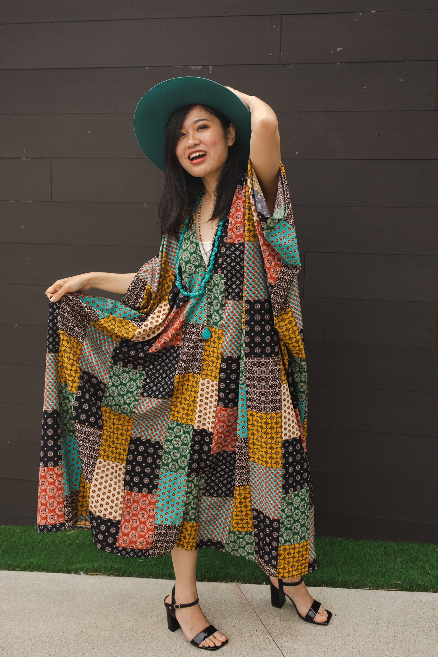 jennafer grace colorful quilted-look patchwork scarf print caftan kaftan mumu shift dress coverup casual boho bohemian hippie beach resort spa lounge loungewear layering unisex handmade