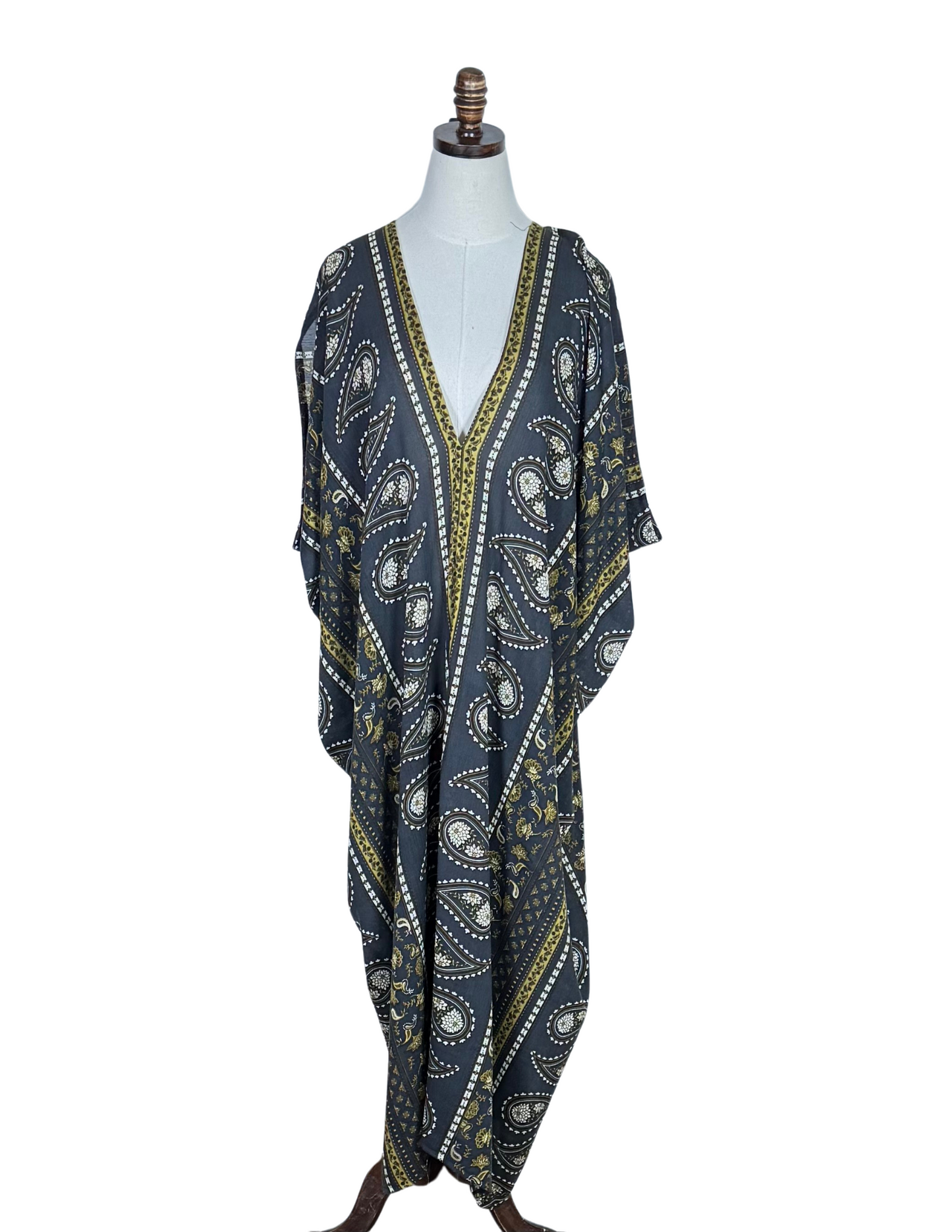 Caspian Paisley Border Caftan