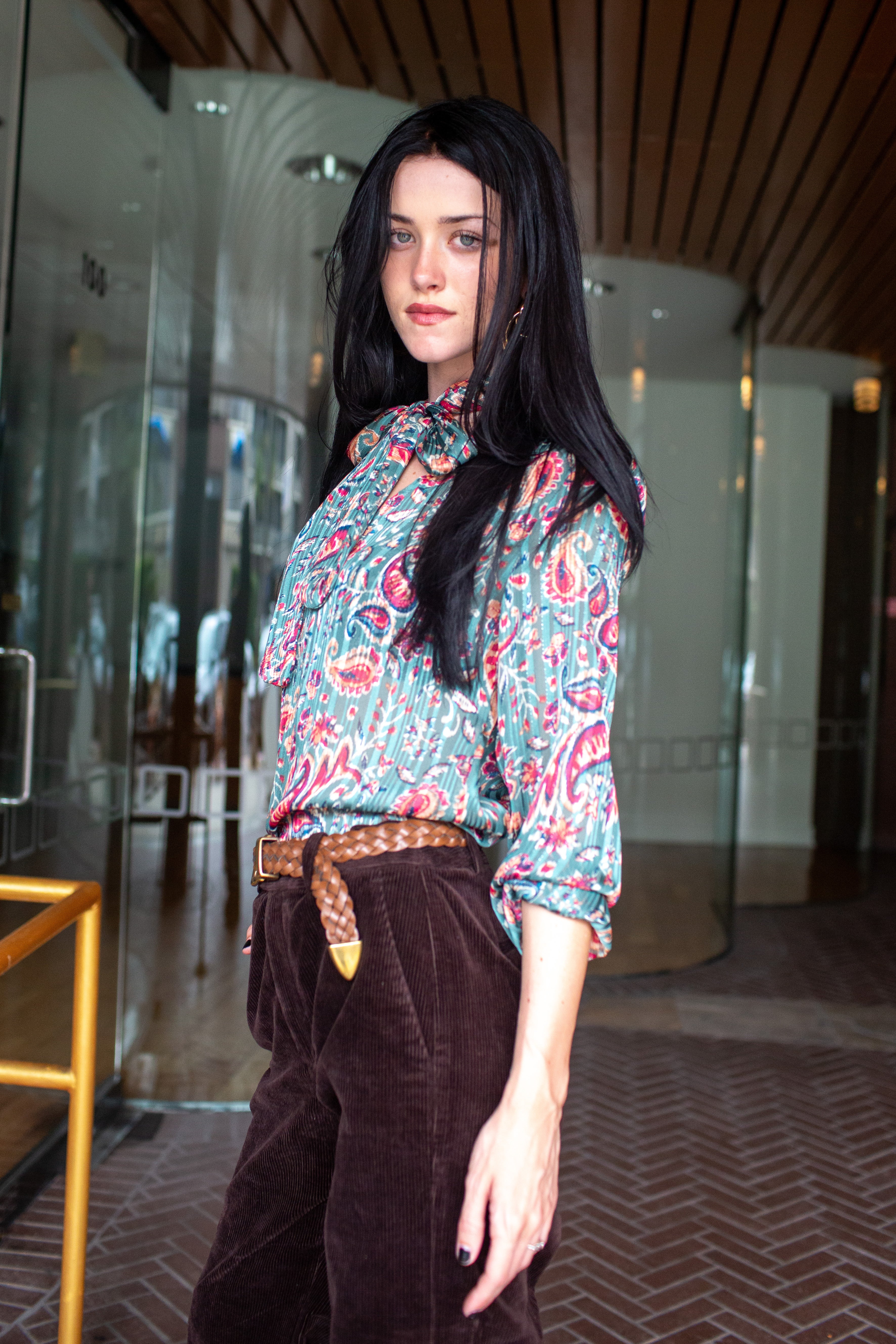 The Drop Damen Bluse „Piper“ | Mit Schnürung Vorne, Luftigem Chiffon-Stoff & Futter | Regular Fit, In Regenwald-Farbe – Vielseitig Für Business & Freizeit