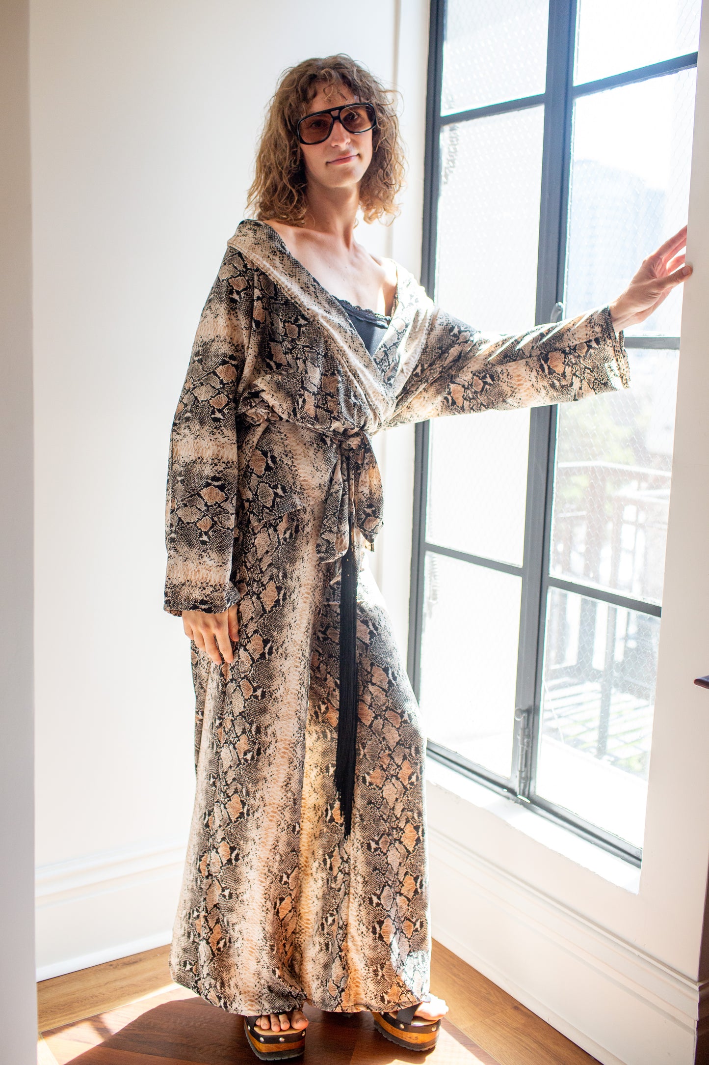 Monochrome Serpentine Dolman Palazzo Set