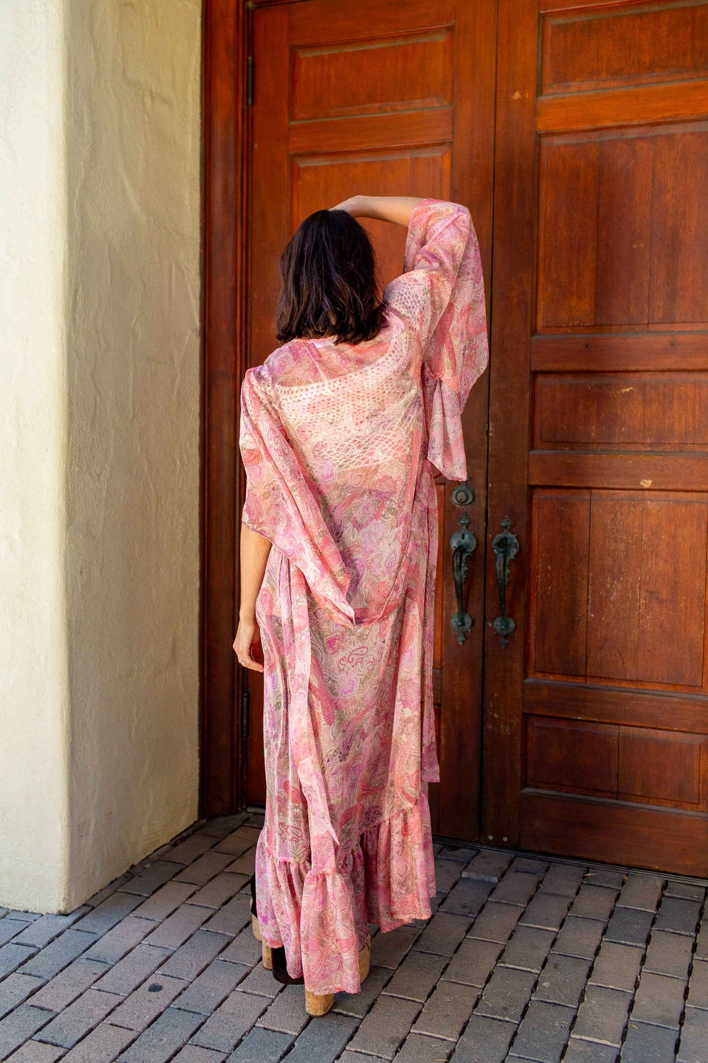 Janys Scarf Sleeve Kimono In Blushing Paisley PRE-ORDER