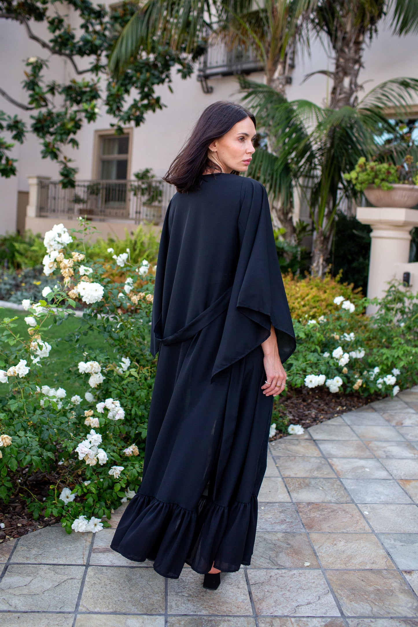 Janys Scarf Sleeve Kimono In Raven