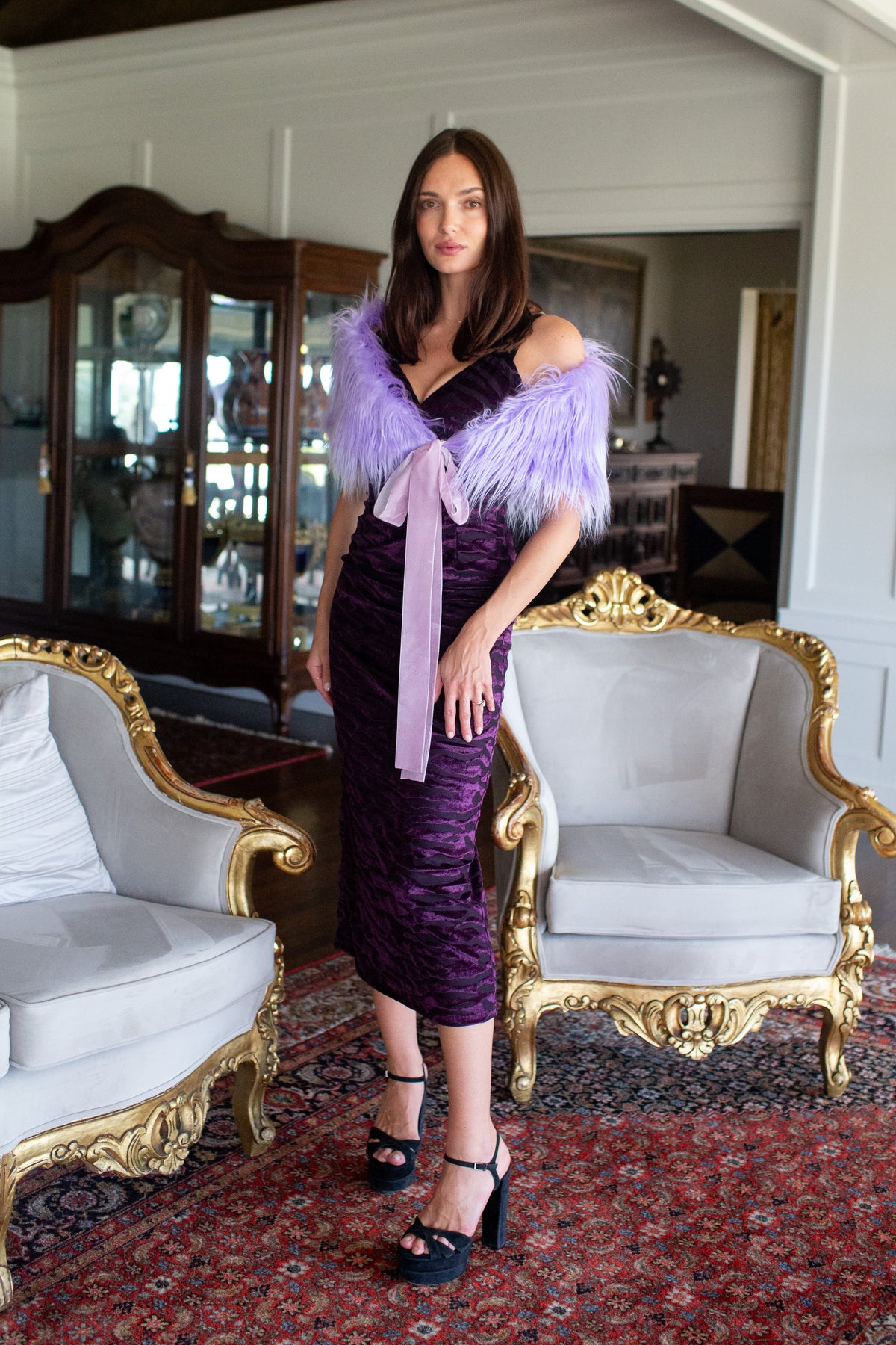 Lilac Faux Fur Velvet Knot Stole