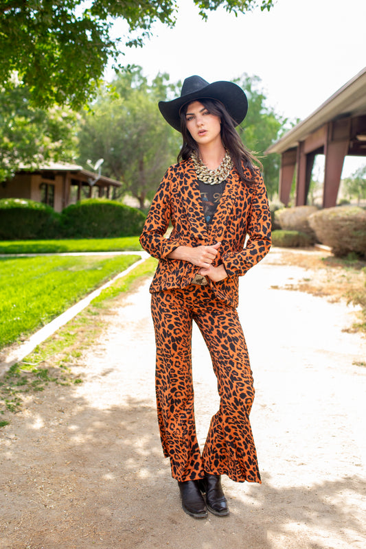 Vittoria Suit in Savannah Cat
