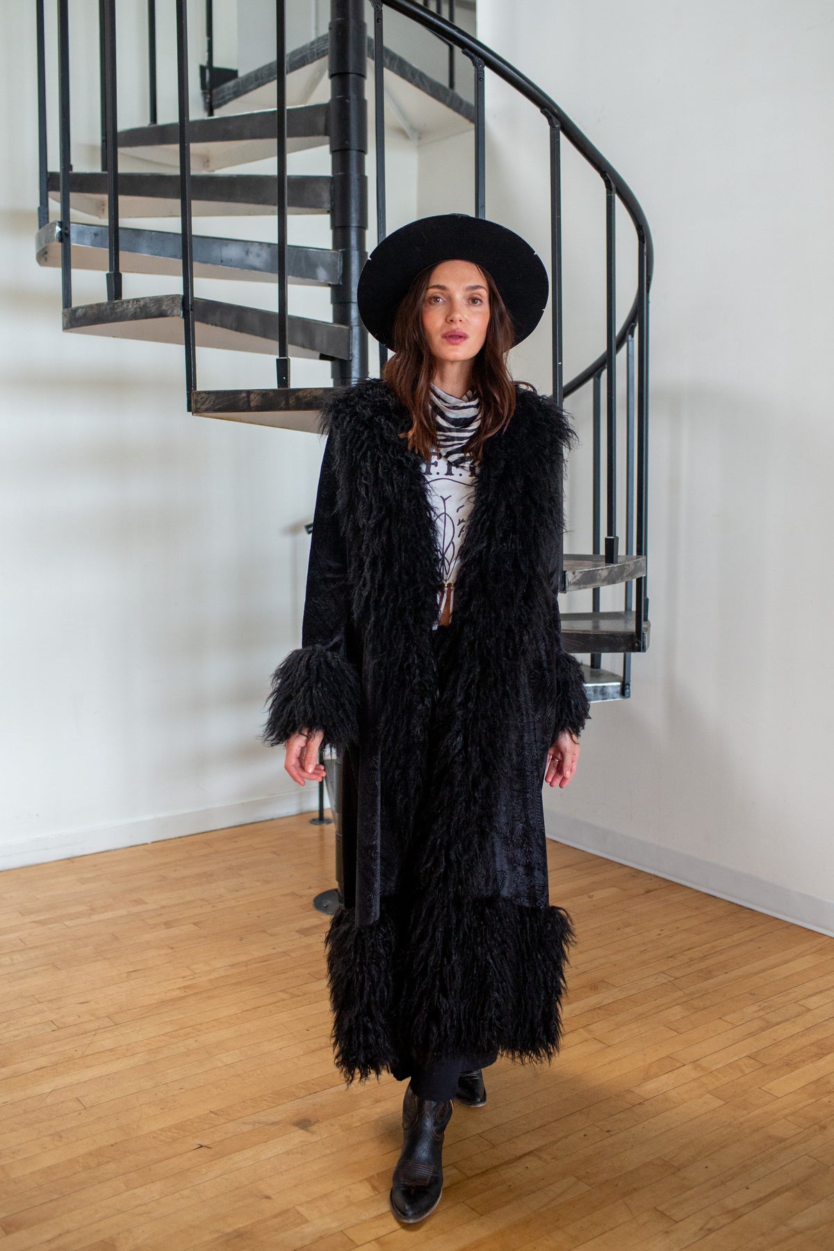 Penny Deluxe Baroque Black Velvet Faux Fur Jacket