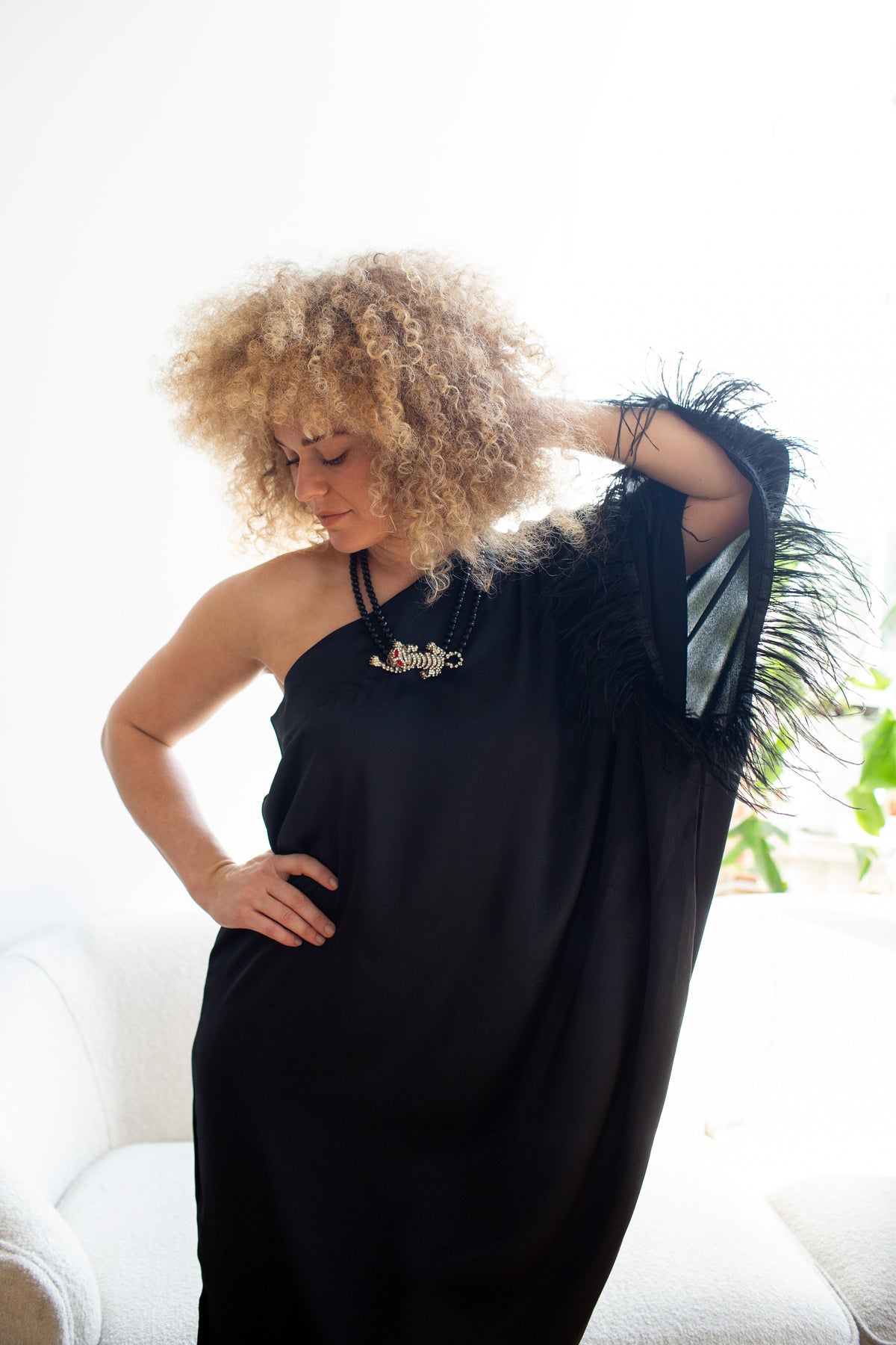 Chelziah Caftan in Obsidian