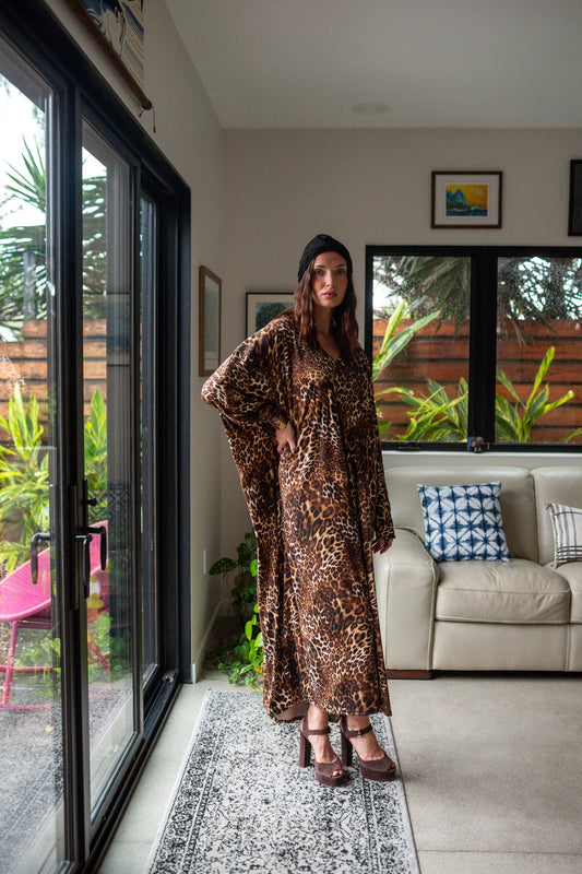 Gracie Caftan in Fever Jag Leopard