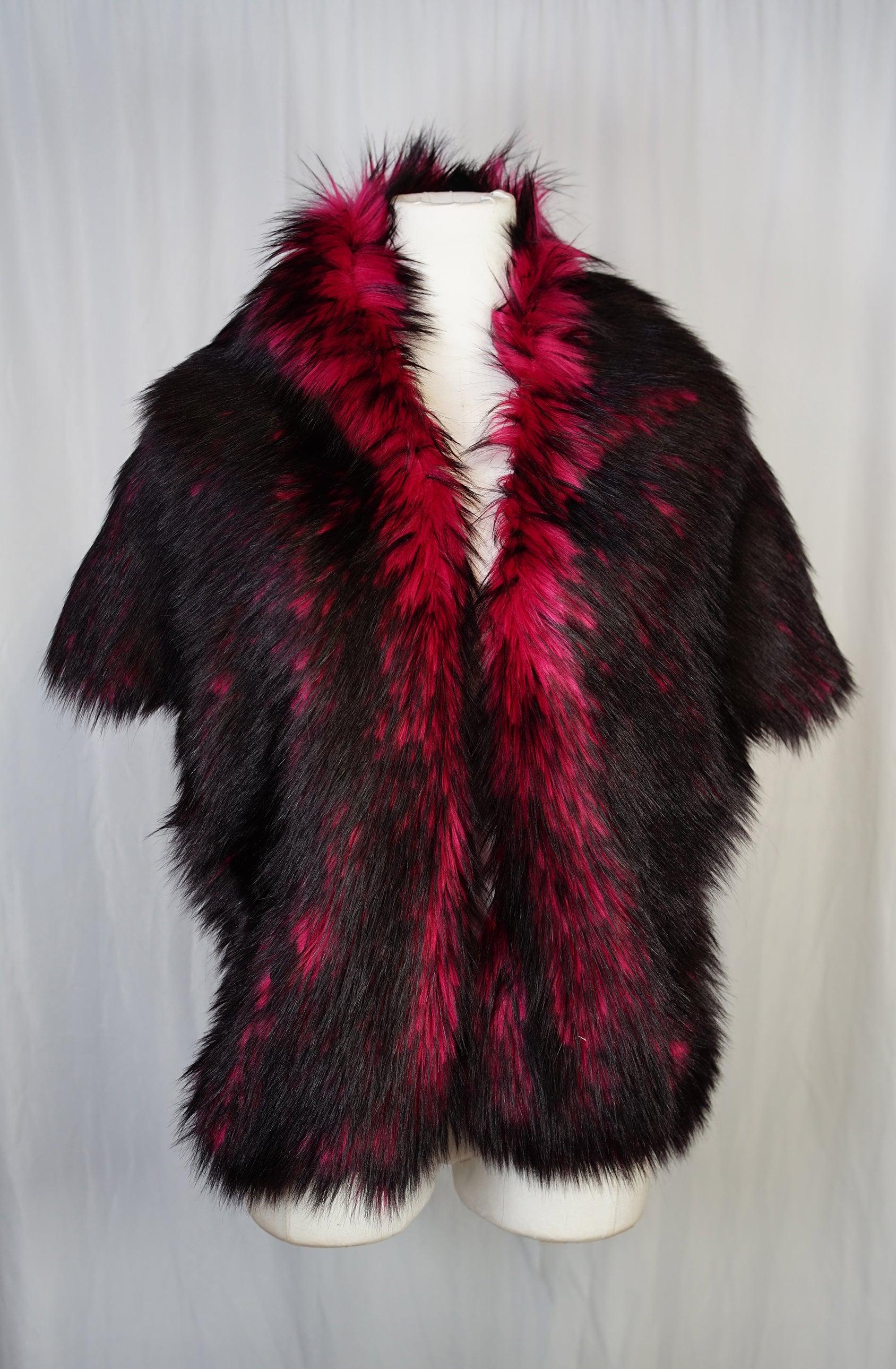 Red faux sale fur scarf