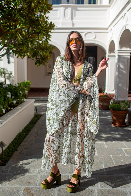Shiri Kimono