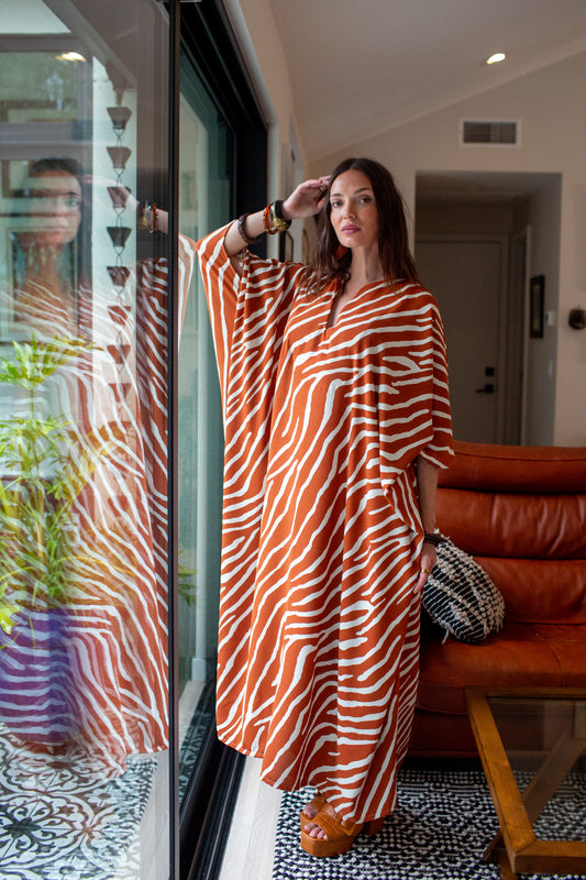 Talitha Cinched Waist Caftan In Jungle Spice