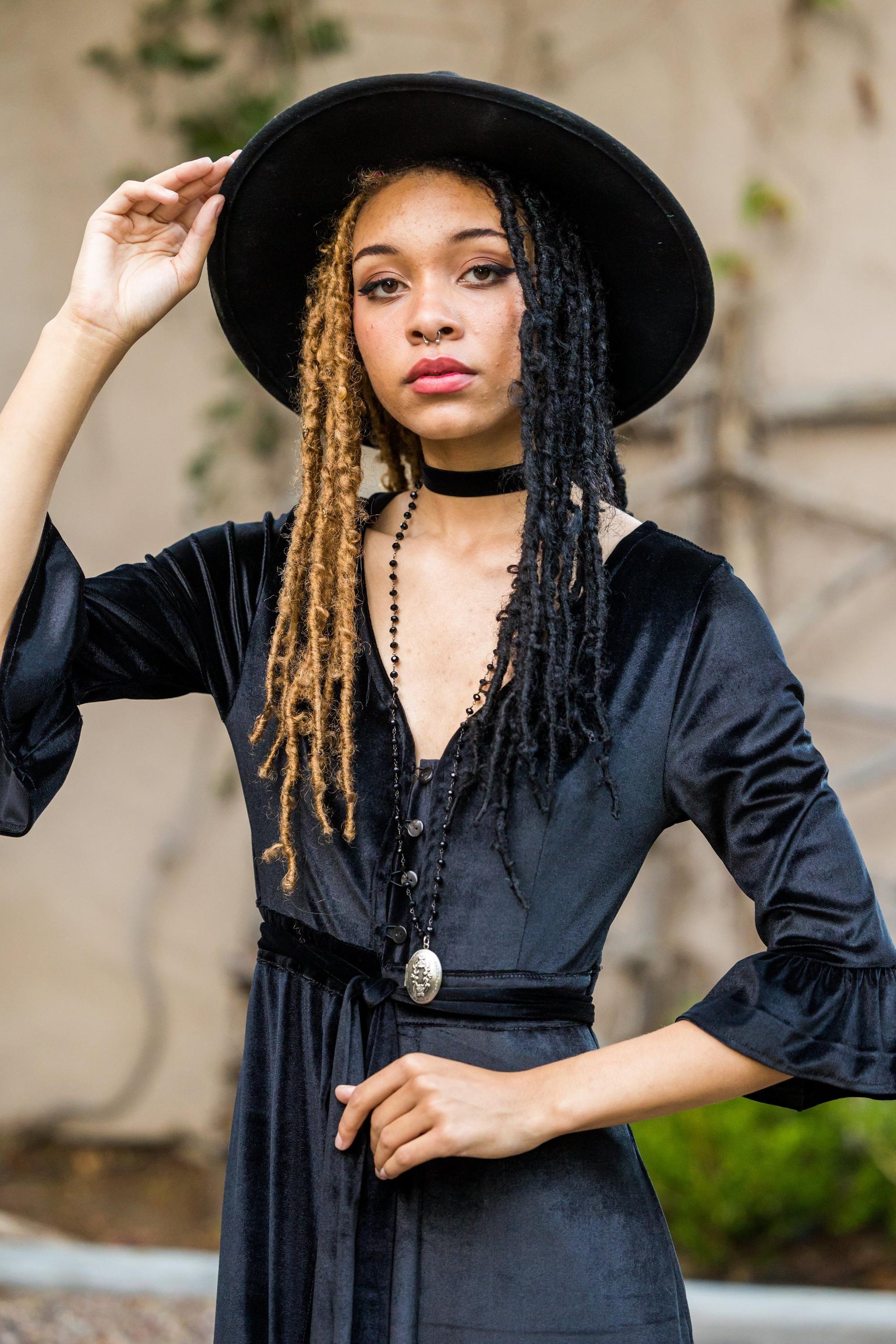 Black Velvet Peignoir Dressing Gown – Jennafer Grace Black Velvet Peignoir Dressing Gown – Jennafer Grace