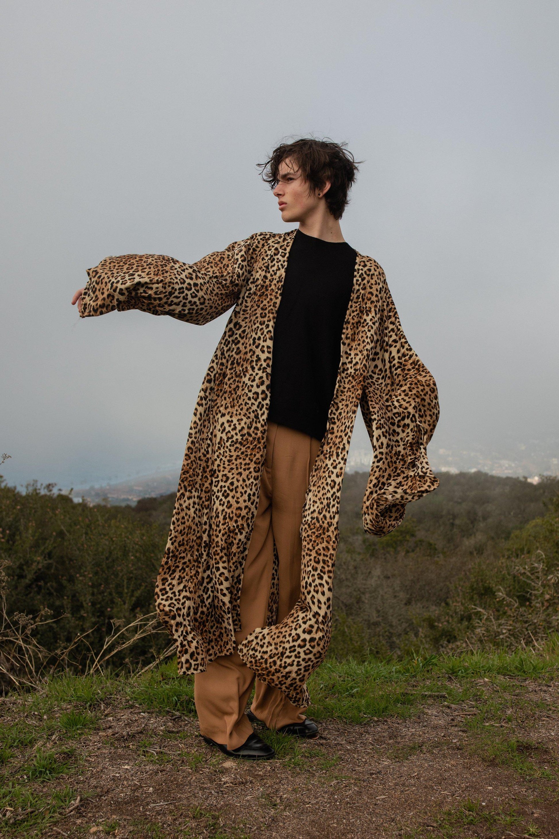 – Grace Leon Jennafer Kimono Leopard