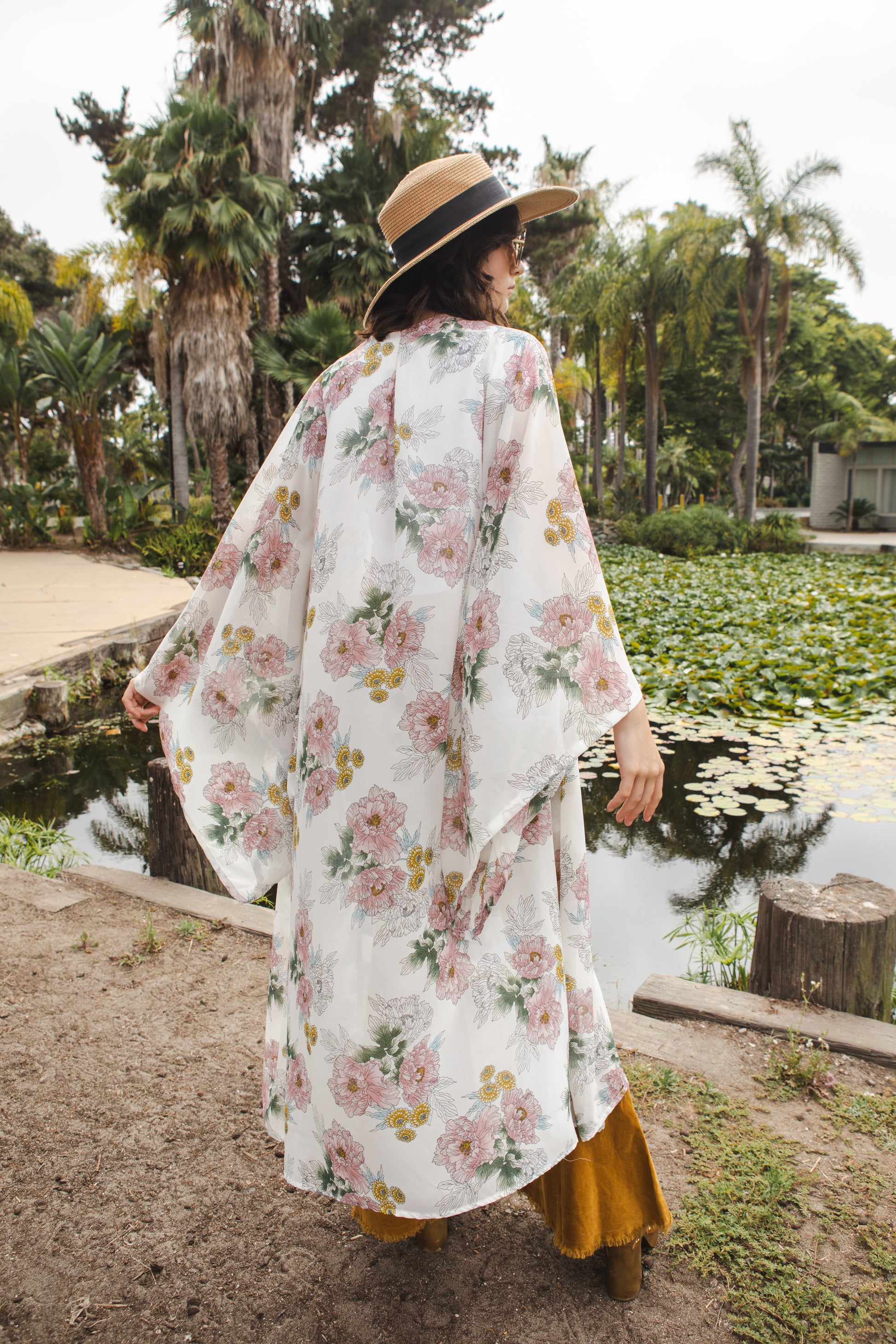 jennafer grace savannah kimono delicate floral flower pink green white coverup wrap dress with pockets duster jacket robe boho bohemian hippie whimsical romantic beach poolside resort cabana lounge wear unisex handmade in california usa